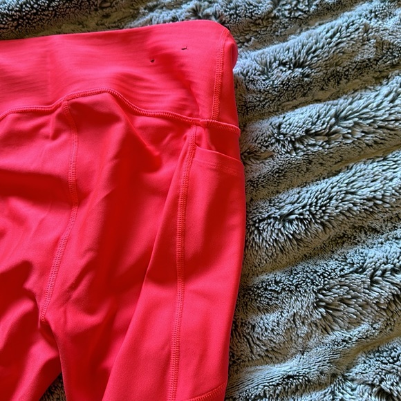 Women’s Under Armour Compression Leggings - Picture 5 of 5